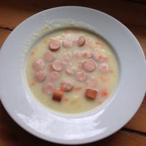 Kartoffelsuppe (mit oder ohne Bockwurst)