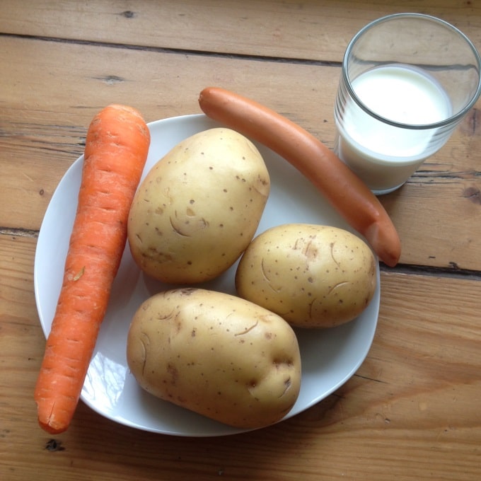 Kartoffelsuppe-zutaten