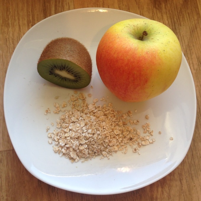 Apfel-Kiwi-Haferflocken - Kinder, kommt essen!