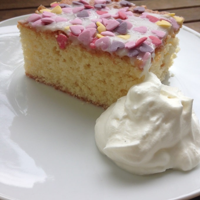 🍰 Fantakuchen Tassenrezept - Einfaches Rezept in 4 Schritten