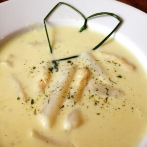 Spargelcremesuppe