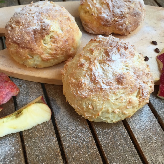 Apfel-Quark-Brötchen - Kinder, kommt essen!