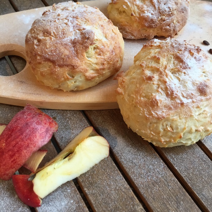 Apfel-Quark-Brötchen - Kinder, kommt essen!