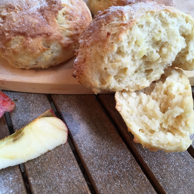 🍎 Apfel-Quark-Brötchen - schnelles Rezept