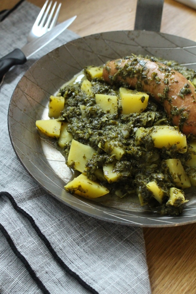 🥬🥘 Grünkohl mit Mettwurst -Einfaches Rezept in 7 Schritten