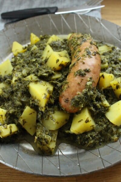 🥬🥘 Grünkohl mit Mettwurst -Einfaches Rezept in 7 Schritten