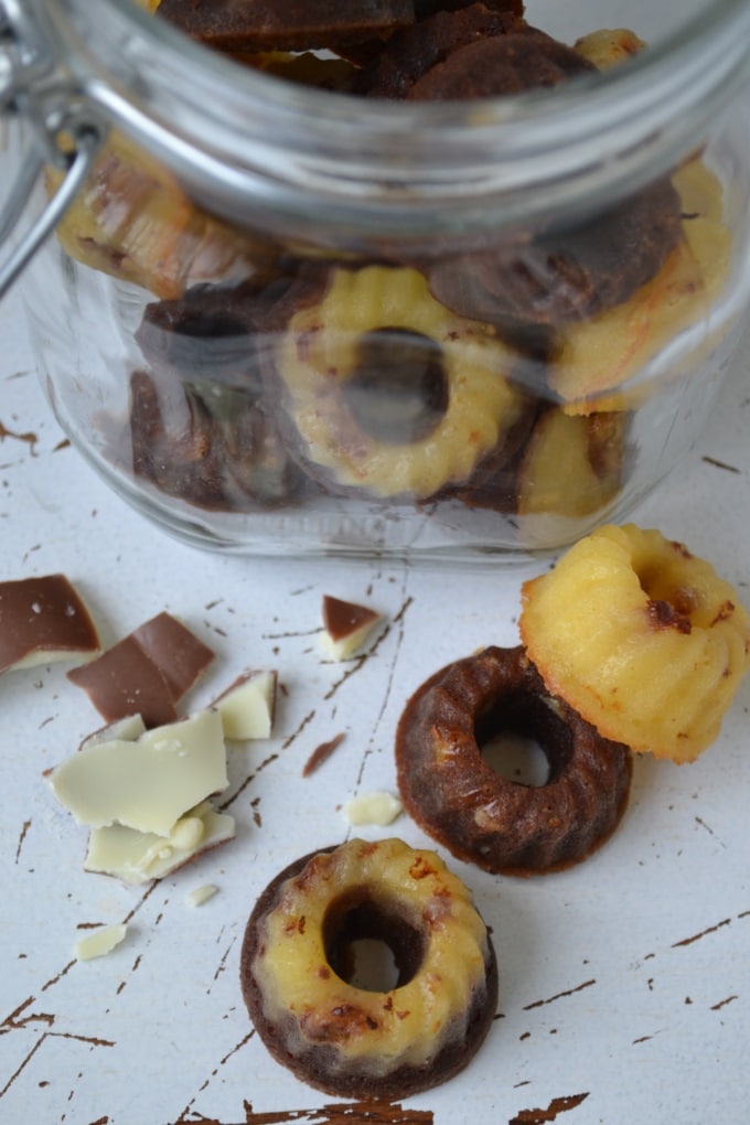 Mini Gugl mit Kinderschokolade - Kinder, kommt essen!