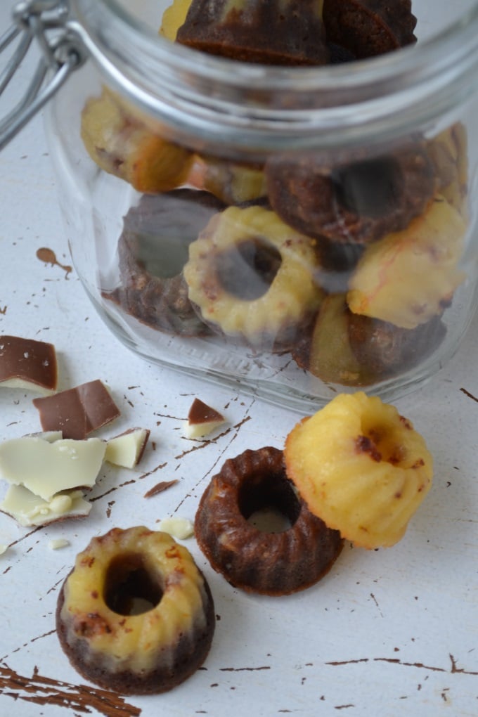 Mini Gugl mit Kinderschokolade - Kinder, kommt essen!