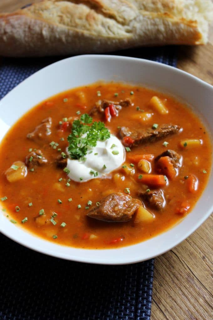 Gulaschsuppe Ein Leckeres Familiengericht F r Gro Und Klein Gulaschsuppe Ein Leckeres Familiengericht F r Gro Und Klein