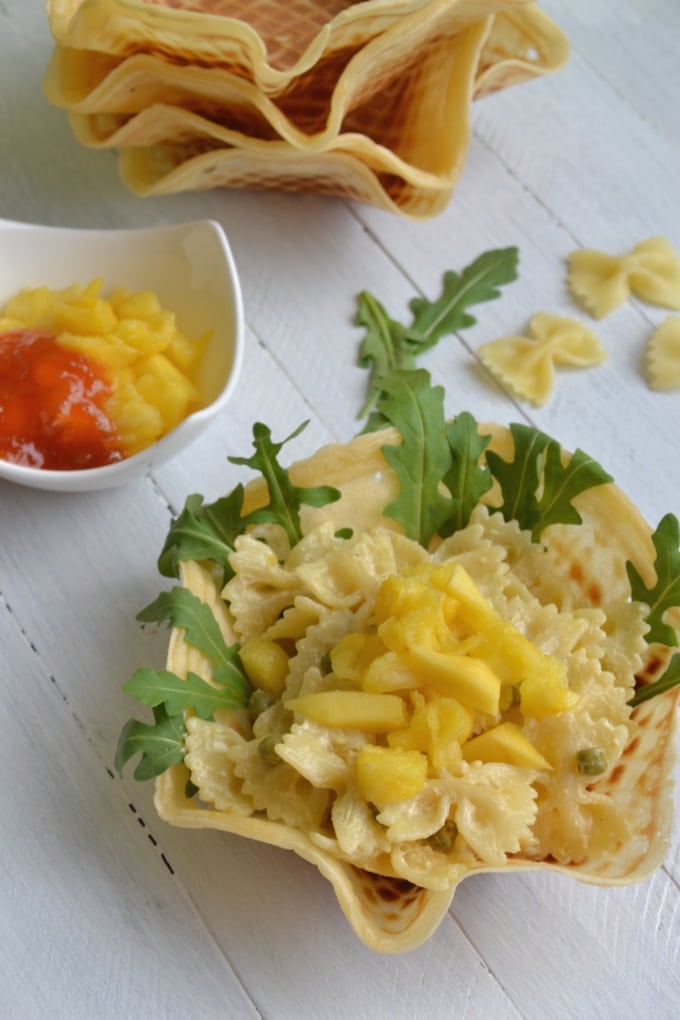 Sommerlicher Nudelsalat mit Früchten und Mango Chutney - Kinder, kommt ...