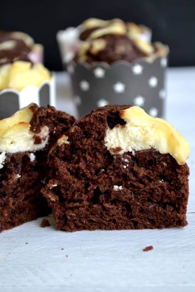 Double Chocolate Cheesecake Muffins (6)