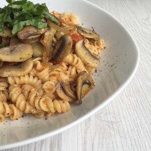 One-Pot-Pasta mit gebratenen Champignons