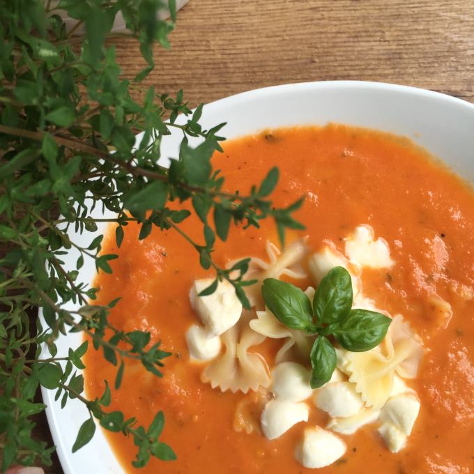 Tomaten Mozzarella Suppe (2)