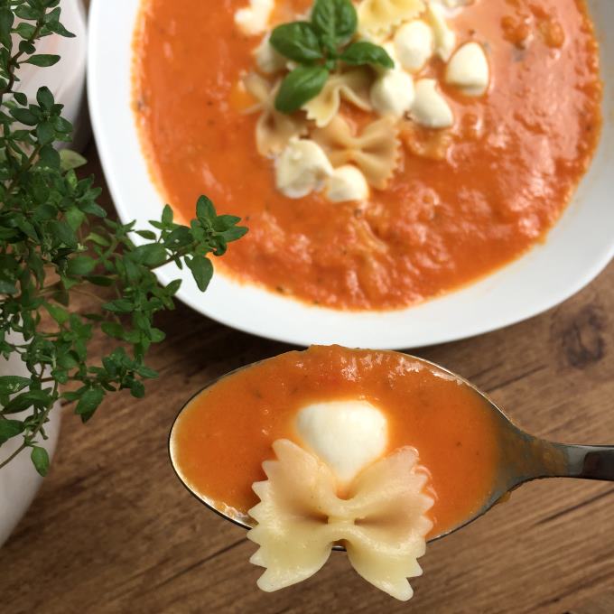 Tomaten Mozzarella Suppe (4)