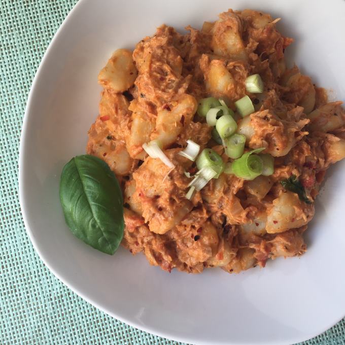 Gnocchi Tomaten Thunfisch Soße (2)