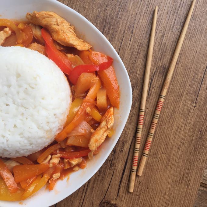 Hähnchen süß-sauer mit Reis - Kinder, kommt essen!