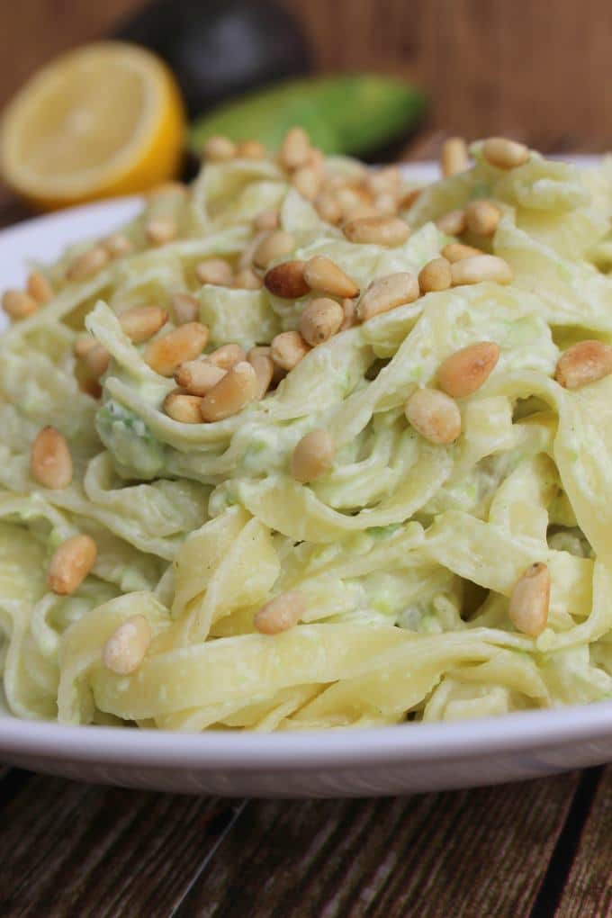 Pasta mit Avocado-Frischkäse-Soße (3)