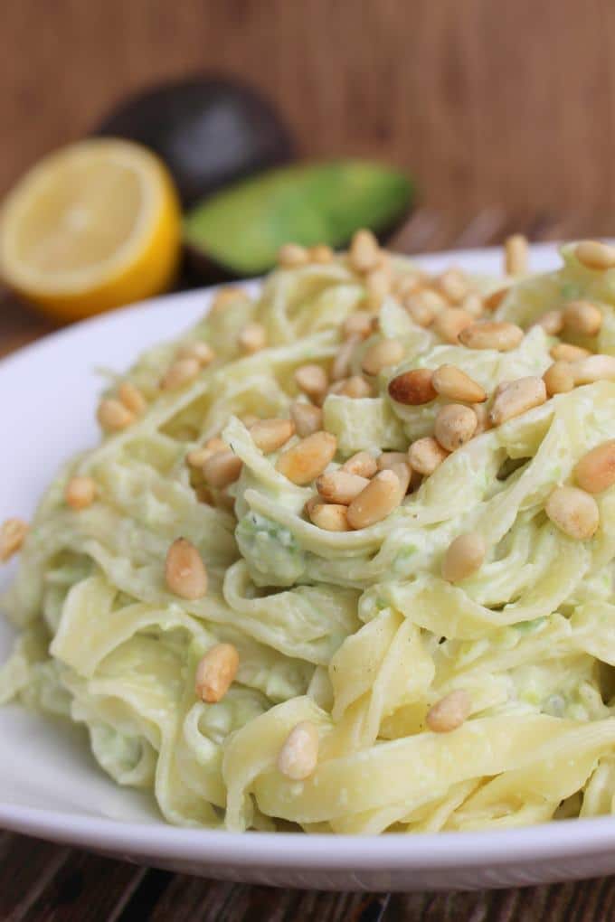 Pasta mit Avocado-Frischkäse-Soße (5)