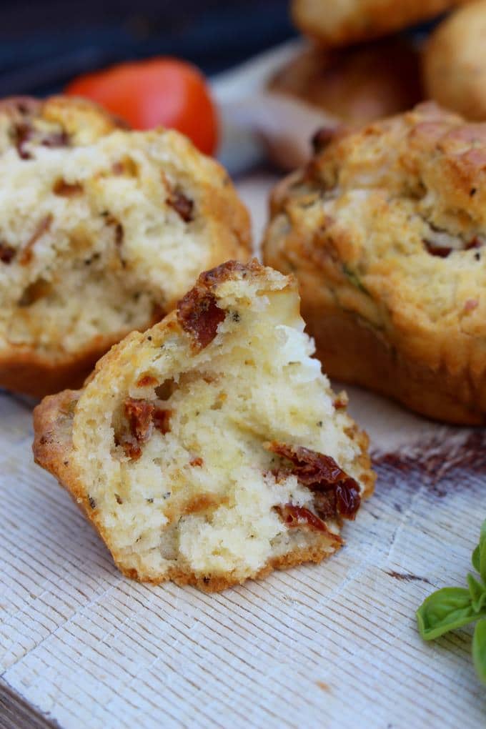 Herzhafte Muffins italienischer Art - Kinder, kommt essen!