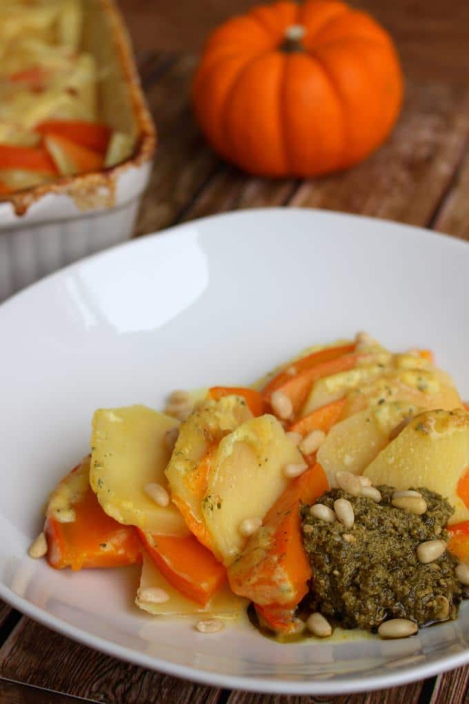 Kürbis-Kartoffel-Auflauf mit Pesto - Kinder, kommt essen!