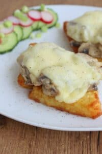 Kartoffelröstis mit Champignons überbacken
