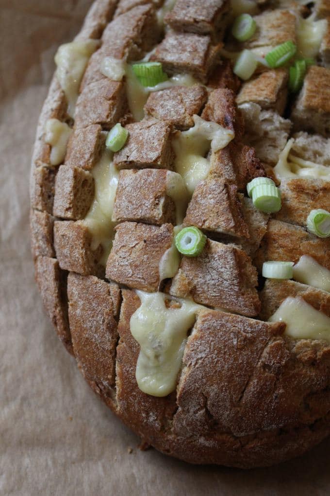 Kreative Brotzeit mit Bergader Käse (Werbung)