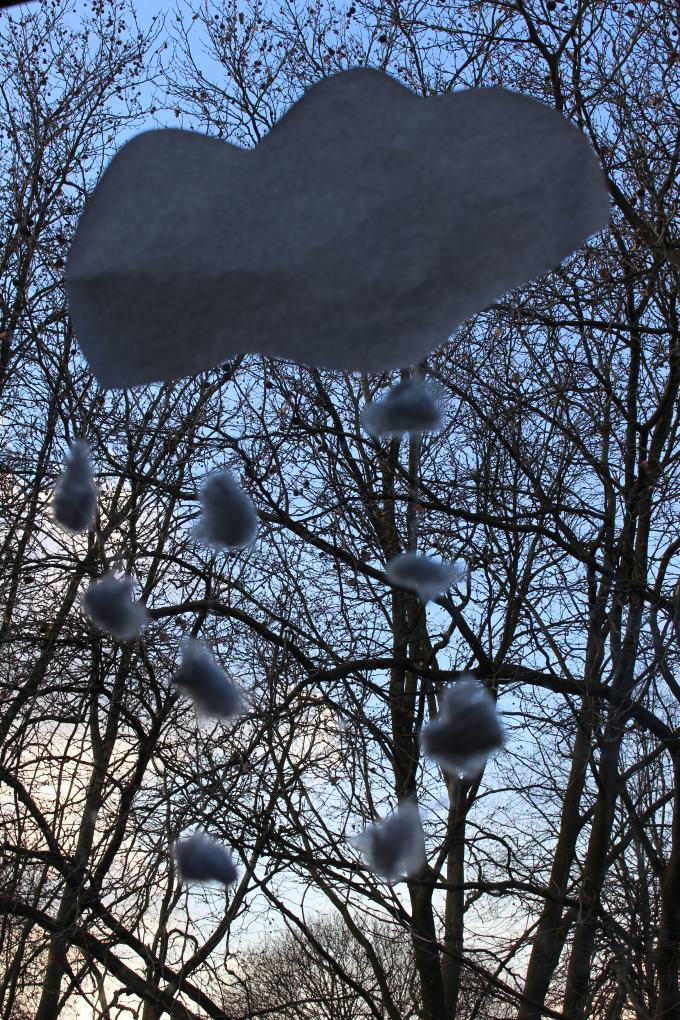 Schneewolken-Fensterbild