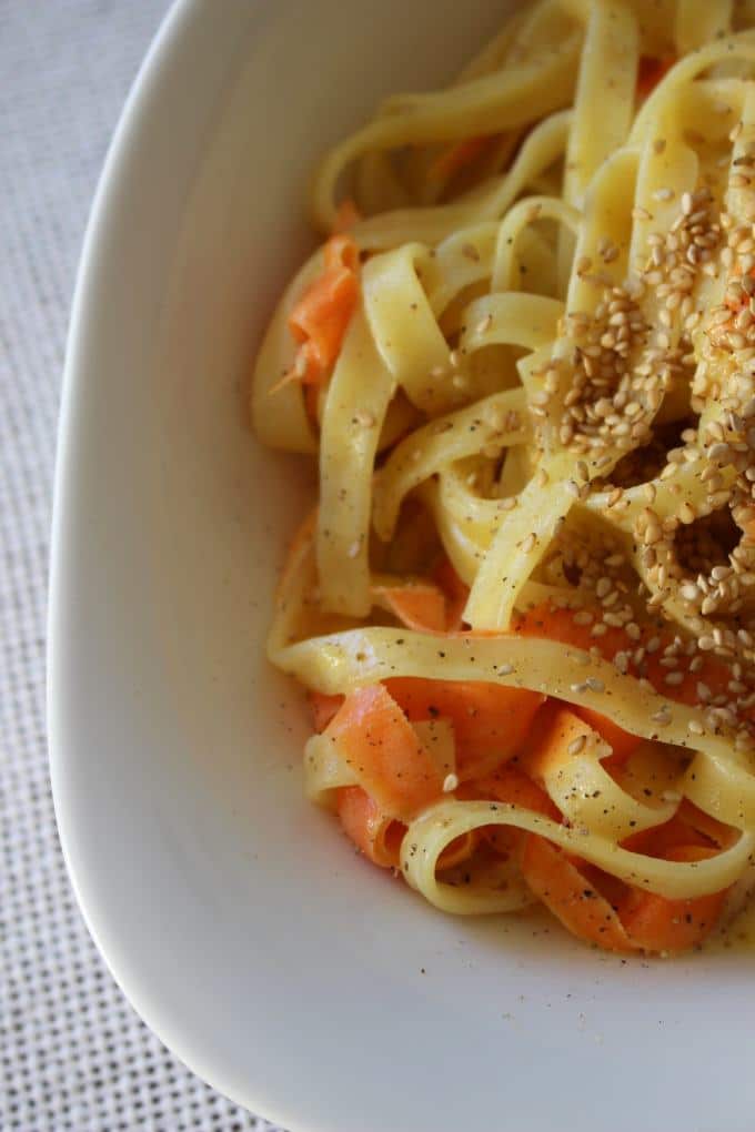 Pasta mit karamellisierten Möhren - Kinder, kommt essen!