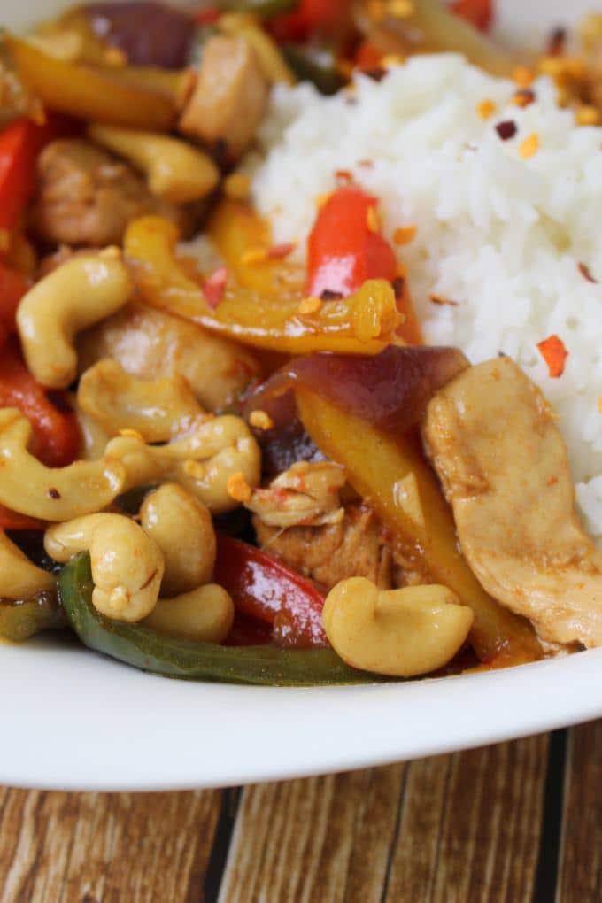 Hühnchen mit Cashewnüssen - Kinder, kommt essen!