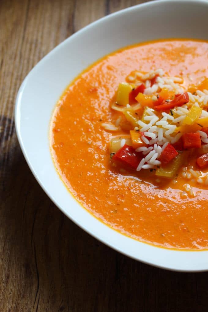 Paprikacremesuppe mit Reis