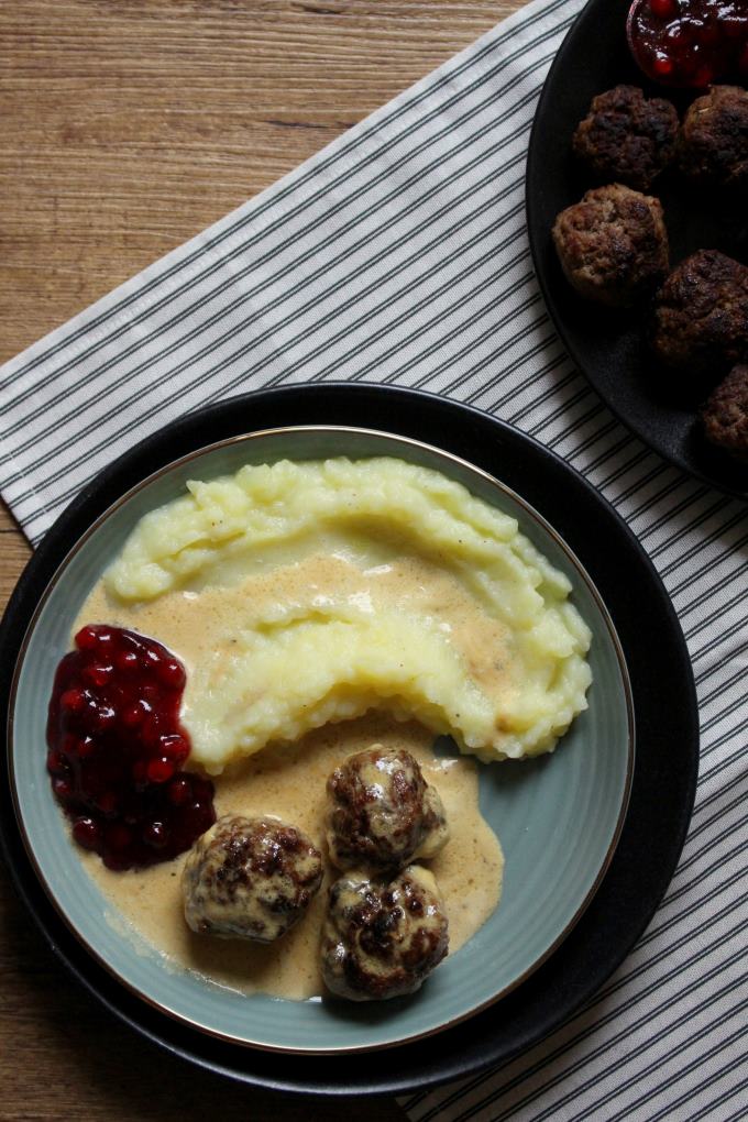 Köttbullar (schwedische Fleischbällchen)