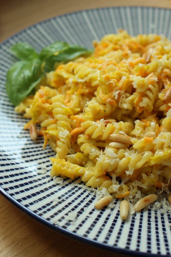 One-Pot-Kürbis-Möhren-Pasta - Kinder, kommt essen!