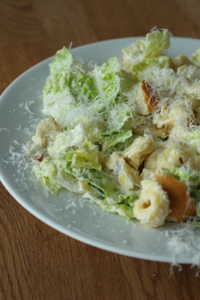 Caesar Tortellini Salat