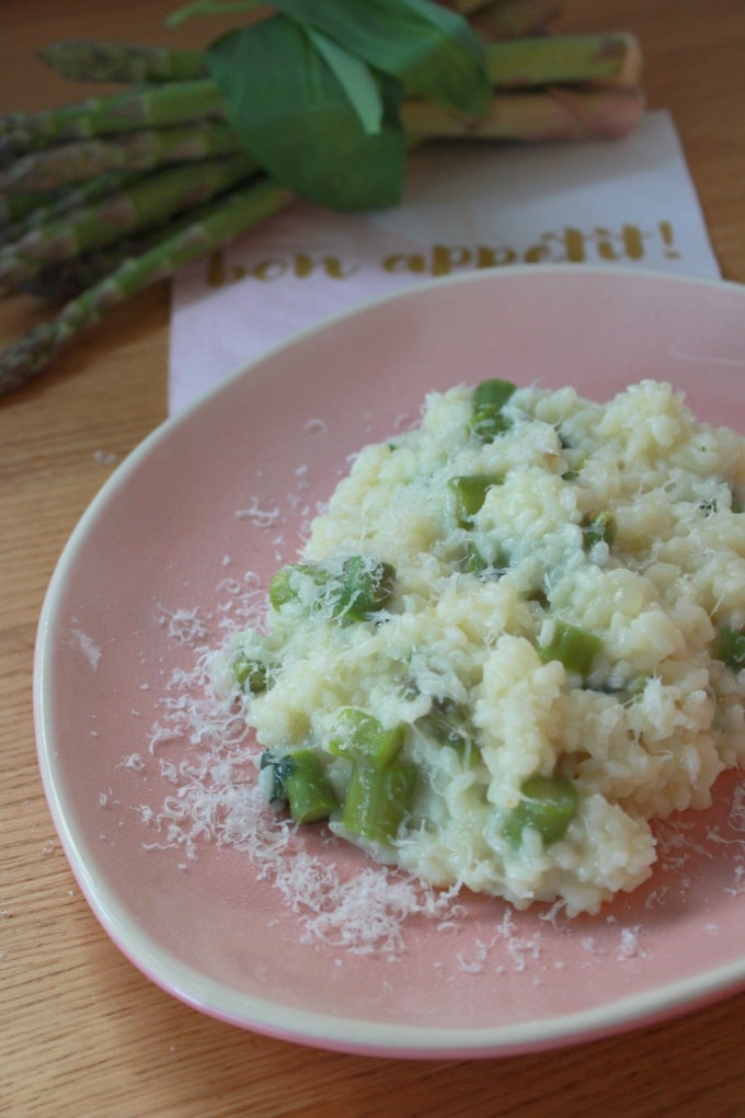 Leckeres Spargel-Bärlauch-Risotto für die ganze Familie