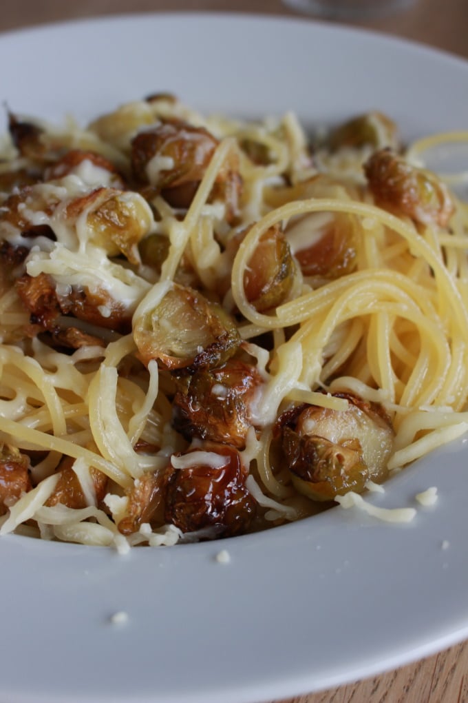 Pasta mit karamellisiertem Rosenkohl