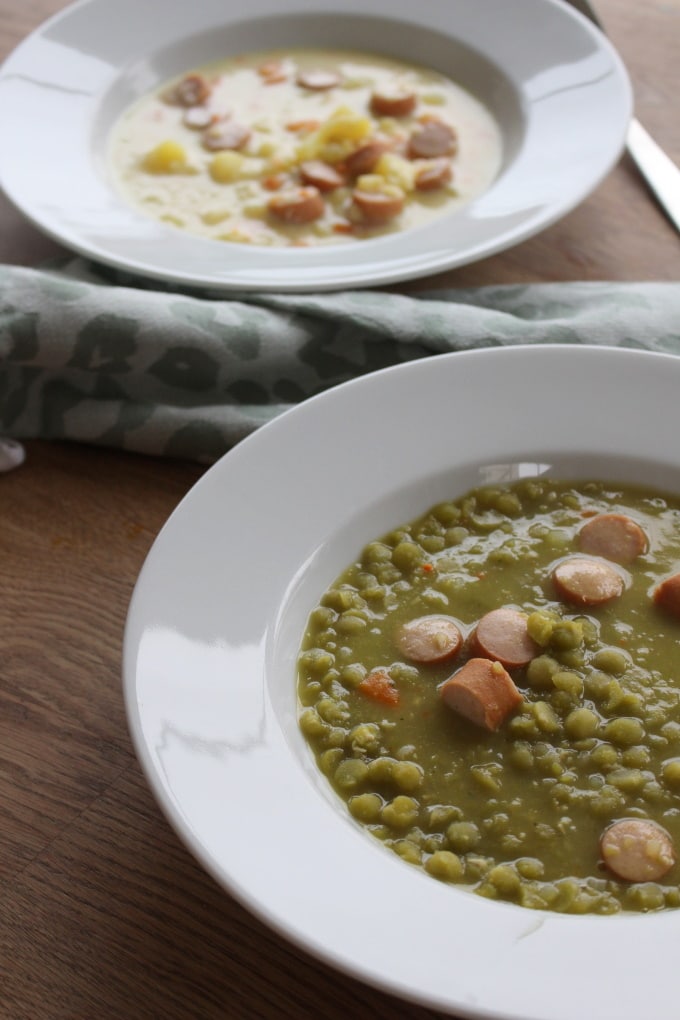 Klassische Erbsensuppe