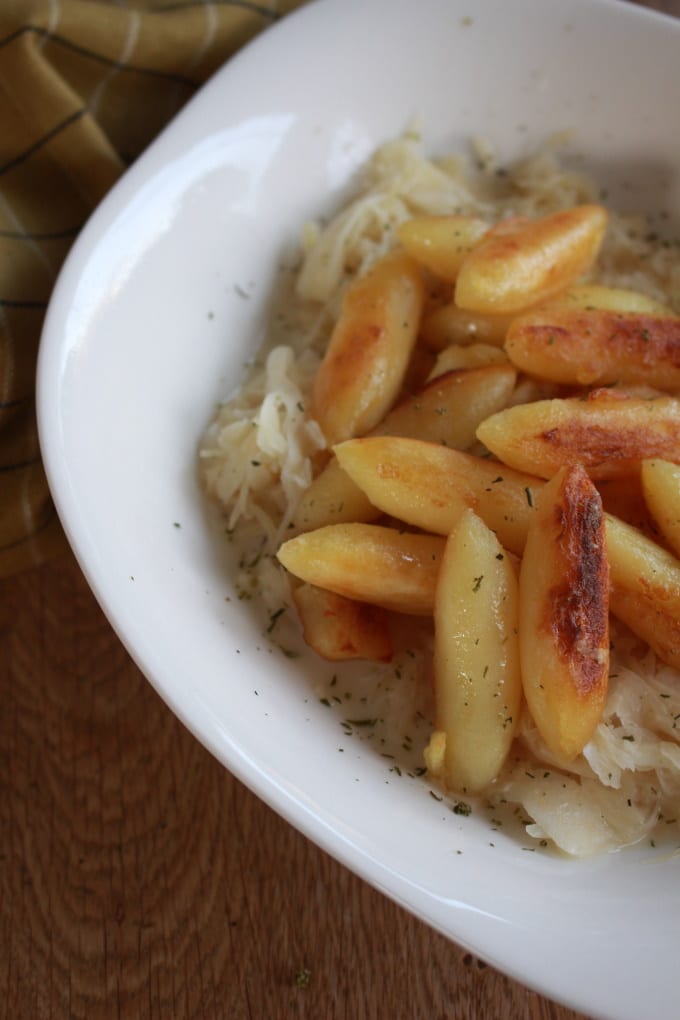 Schupfnudeln auf süßem Sauerkraut