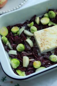 Baked-Feta-Pasta mit Rot- und Rosenkohl