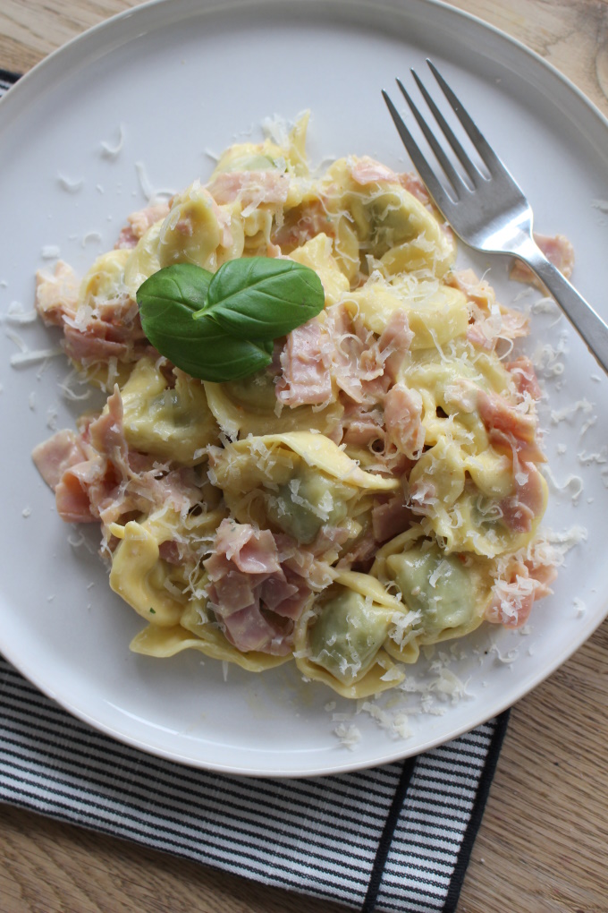 Tortellini alla panna - Rezept