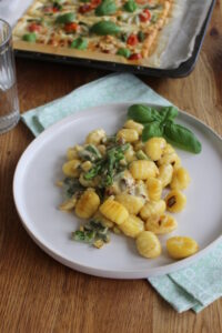 Gnocchi mit Spargel-Sahnesauce