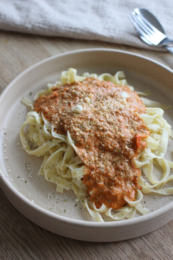 Pasta mit Gemüse-Frischkäse-Sauce