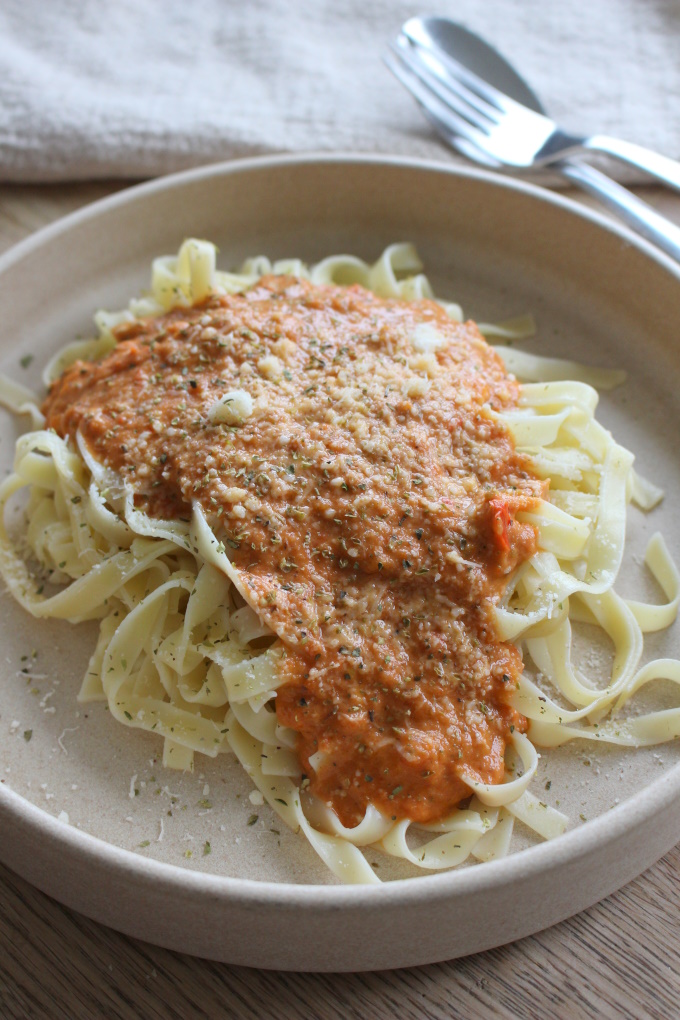 Pasta mit Gemüse-Frischkäse-Sauce