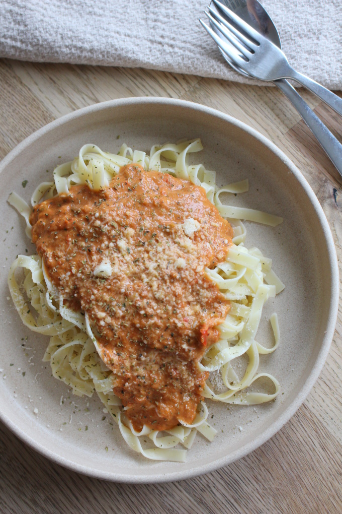 Pasta mit Gemüse-Frischkäse-Sauce